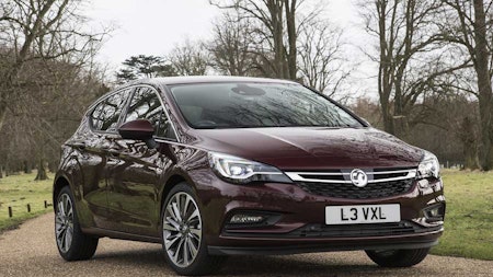 VAUXHALL’S BEST-SELLING ASTRA TRANSITIONS TO EURO 6D-TEMP POWERTRAINS