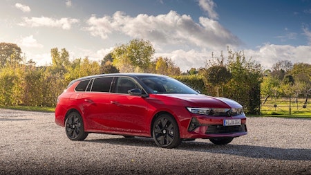 VAUXHALL OPENS ORDERS FOR ALL-NEW ASTRA SPORTS TOURER ELECTRIC
