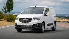 VAUXHALL COMBO CARGO IS COMPACT HIGH CUBE VAN OF THE YEAR AT GREAT BRITISH FLEET AWARDS
