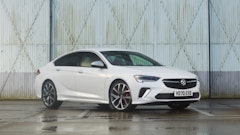 New Vauxhall Insignia revealed with class-leading efficiency and technology