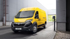VAUXHALL UPDATES MOVANO-E WITH NEW 75KWH BATTERY
