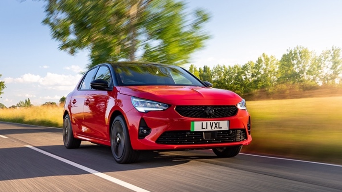 40 YEARS YOUNG: VAUXHALL REVEALS THE LIFE GOALS BRITS THINK SHOULD BE ACHIEVED BY 40